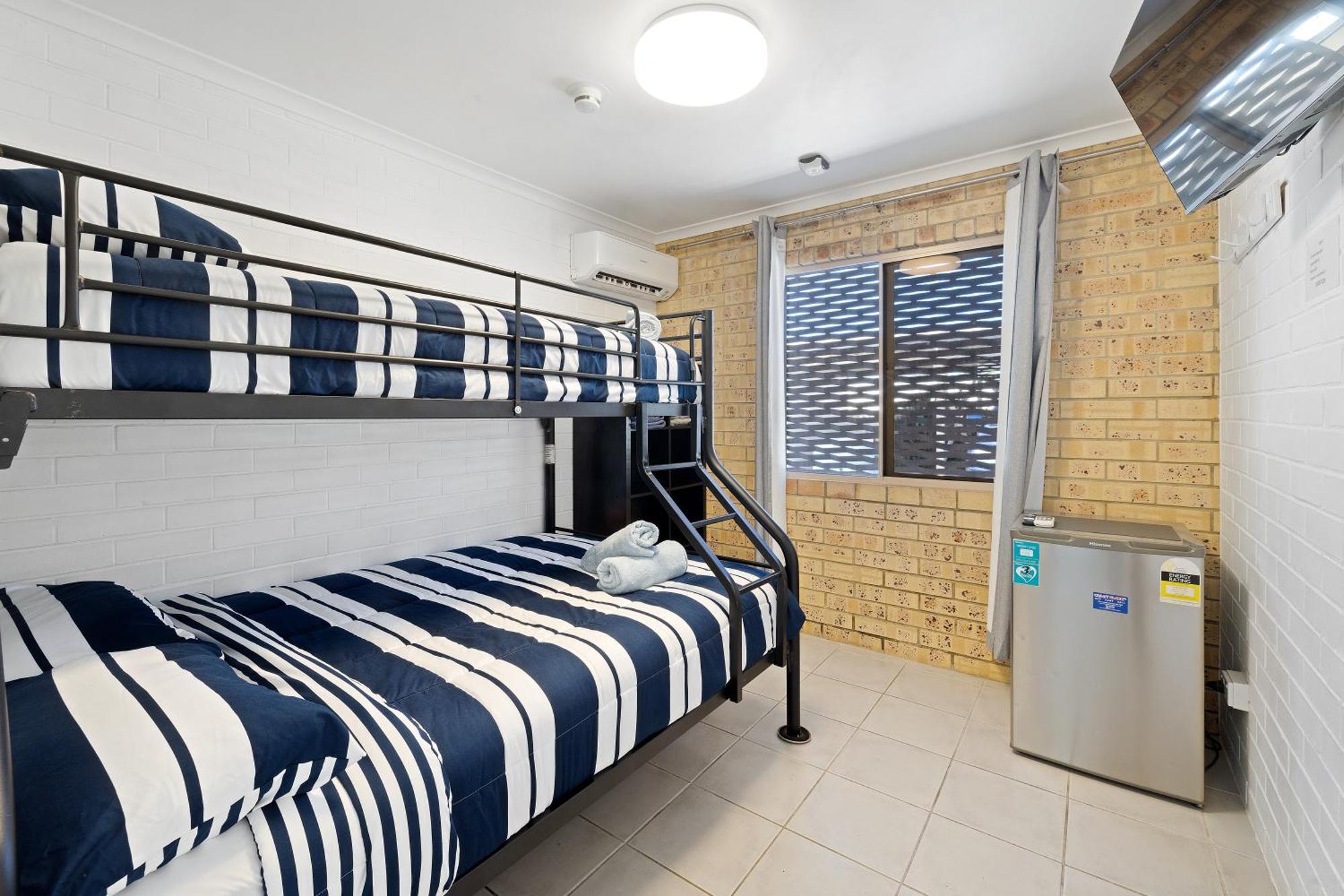 Motel Sunshine Coast Caloundra Zewnętrze zdjęcie