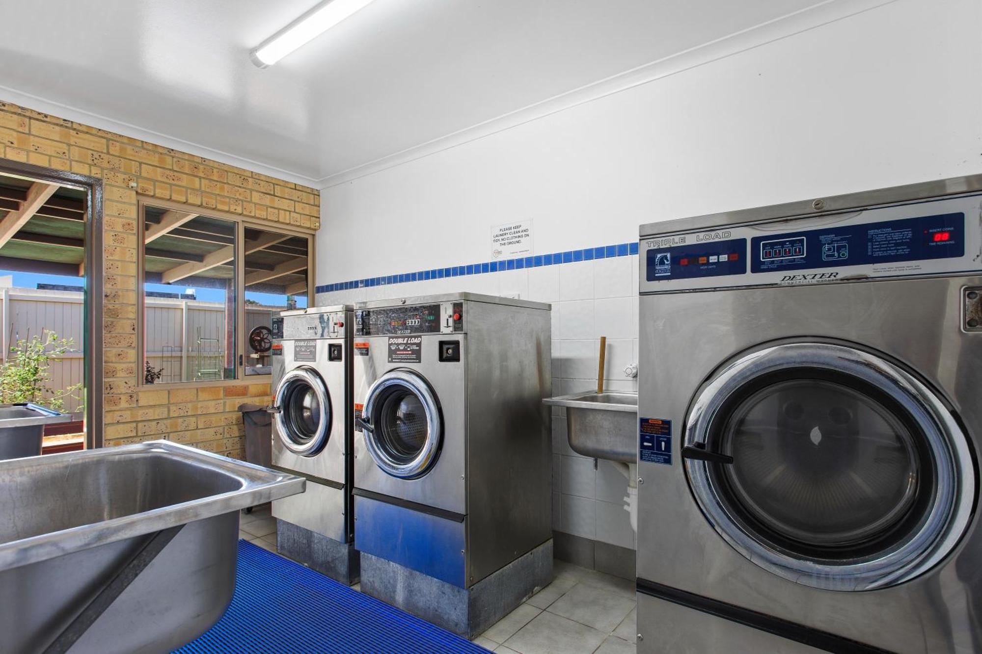 Motel Sunshine Coast Caloundra Zewnętrze zdjęcie